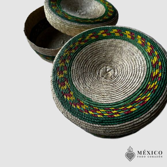 Tortilla basket two piece palm leaf warmer 8 in and 9 in - Picture 1 of 8